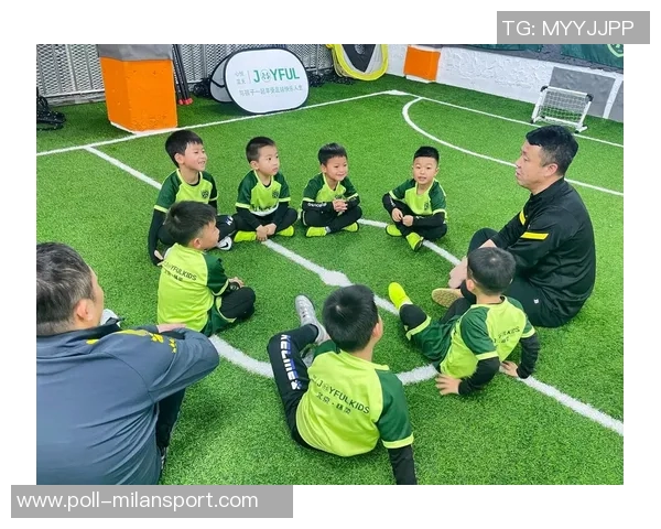 少儿足球训练计划全面提升孩子运动能力与团队合作精神的指导方案